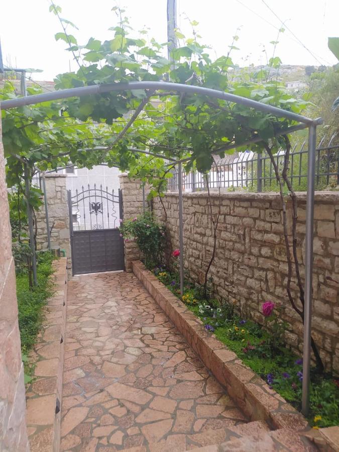 Sunmoon Apartments Sarandë 外观 照片